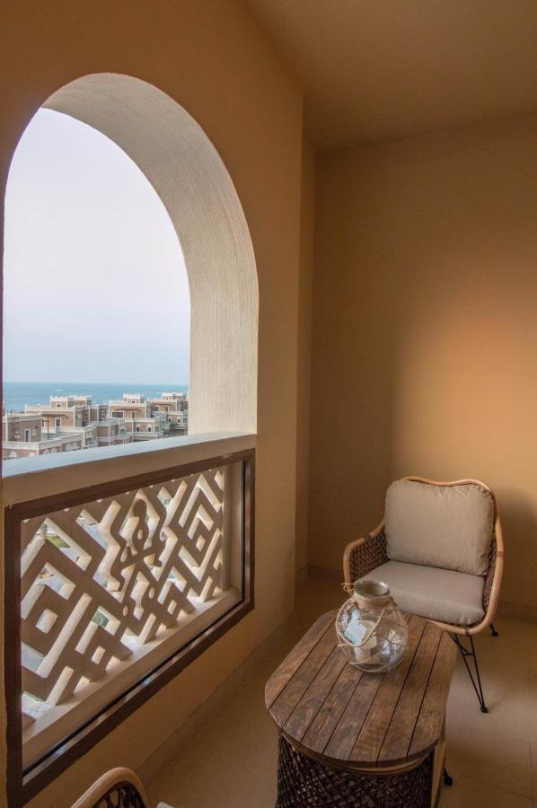 Private Beach, Living Kingdom Of Sheba Apartment Dubai